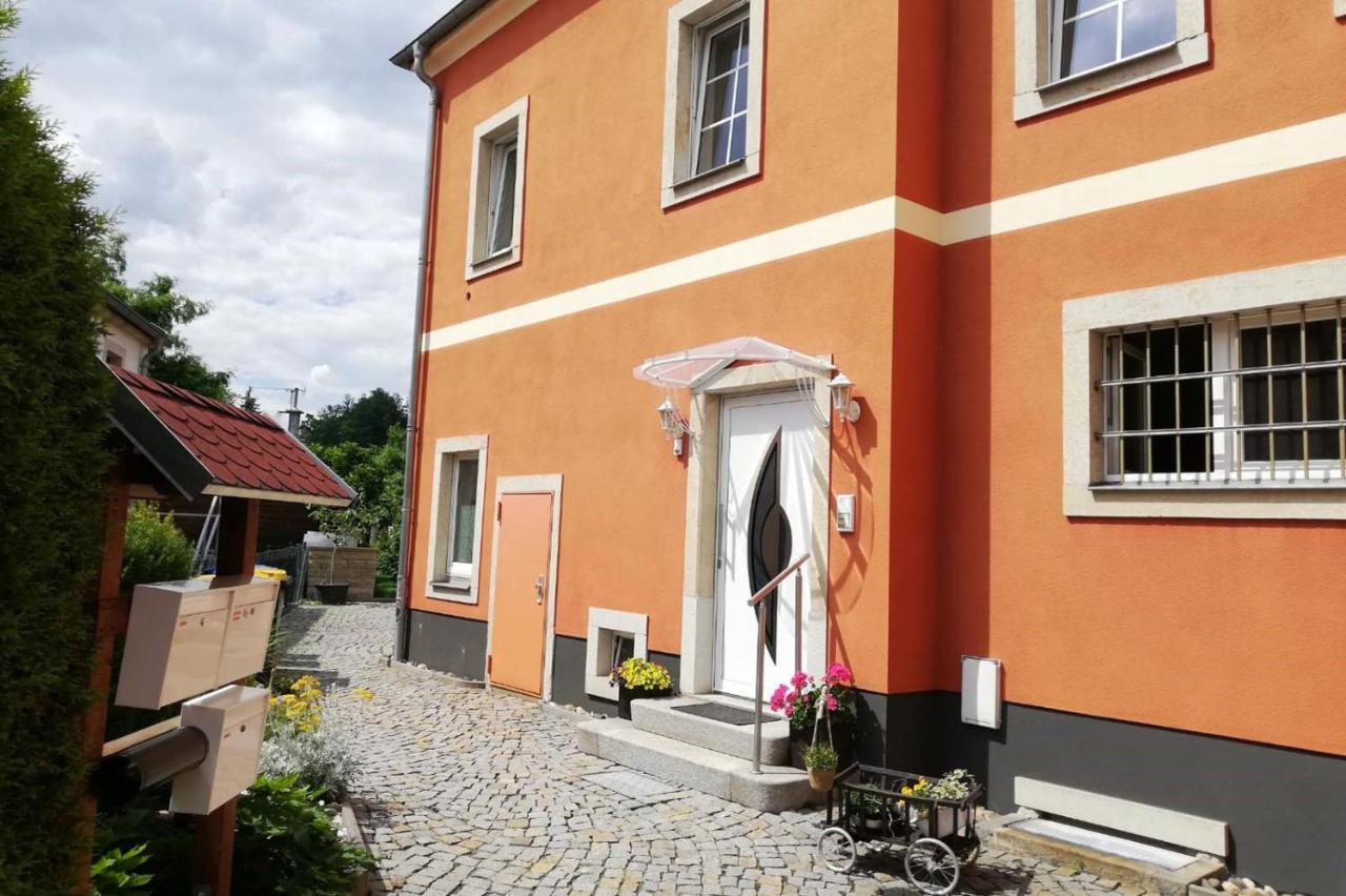 Apartment "Kleine Bleibe" Pirna Exterior photo